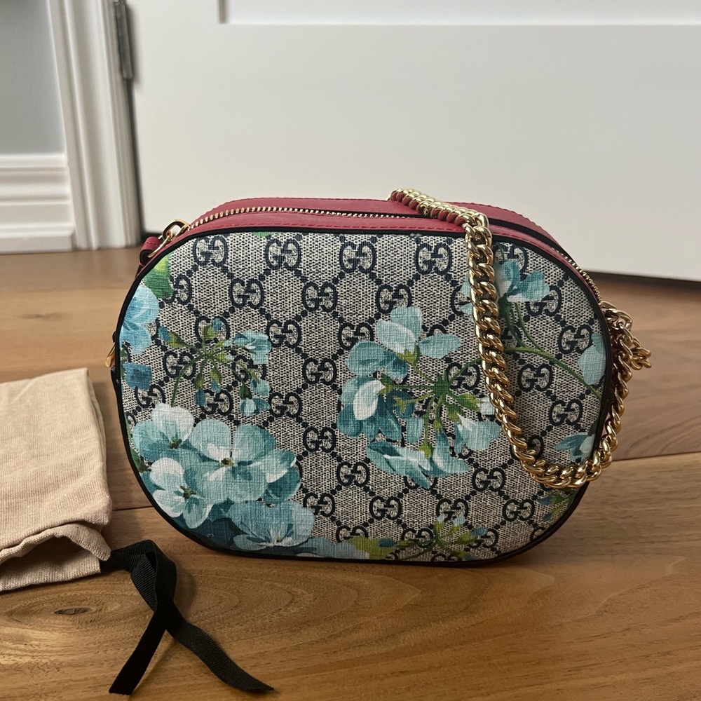 ❌SOLD❌AUTHENTIC GUCCI BLOOM CROSSBODY BAG - Picture 2 of 11